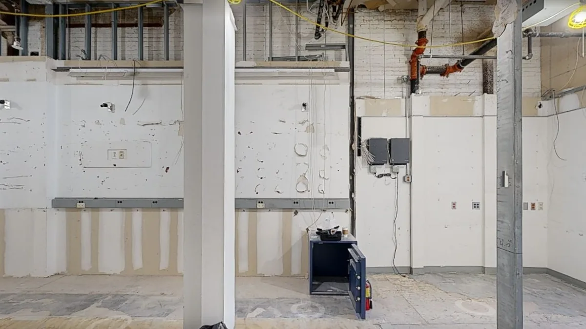 Manhattan Avenue, Greenpoint, Brooklyn - commercial site surveyed by Alturascope